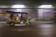 夢中購車之旅，夢中購車之旅，探索夢幻般的購車體驗(yàn)