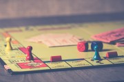 如何理解金貨版的含義？這種版本在市場中有什么特殊用途？