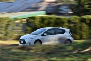 豐田計(jì)劃到2027年將電動(dòng)車型增至15款，并實(shí)現(xiàn)年產(chǎn)100萬(wàn)輛的目標(biāo)