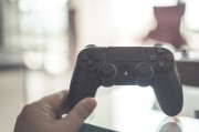 僅Up Game是一款值得擁有的免費(fèi)游戲，僅Up Game，無需付費(fèi)，擁有精彩的游戲體驗(yàn)