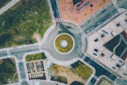 長(zhǎng)城基金汪立：在“戰(zhàn)略相持期”，關(guān)注結(jié)構(gòu)占優(yōu)的科技板塊