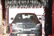 如何及時(shí)補(bǔ)充汽車清洗液以保持清潔？這種補(bǔ)充對車輛外觀有何影響？
