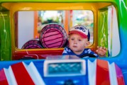 探索孩子的學(xué)習(xí)世界，幼兒英語游戲免費(fèi)下載，幼兒英語學(xué)習(xí)游戲，探索快樂學(xué)習(xí)新天地