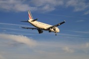 關(guān)注！C919飛機今晚交付！中航系應聲大漲，國防軍工ETF（512810）逆市漲1.18%終結(jié)8連陰！