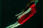 夢(mèng)中幻影——夢(mèng)到女人洗澡的深度解析，夢(mèng)中幻影，深度解析夢(mèng)到女人洗澡的寓意
