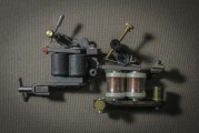LED燈泡更換的正確步驟是什么？如何確保更換過程中的安全？