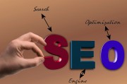 SEO設(shè)置在網(wǎng)站優(yōu)化中占有重要的地位。本文將從不同方面解析SEO設(shè)置的必要性，并提供一些基本的SEO設(shè)置策略。，提高網(wǎng)站排名，理解并實(shí)踐SEO設(shè)置的關(guān)鍵因素與策略