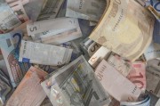 機構：英國國內(nèi)銀行相對不受全球貿(mào)易沖擊影響