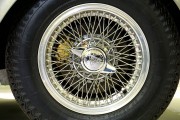 電動三輪車的啟動方法和操作技巧有哪些？啟動電動三輪車時需要注意哪些安全事項？
