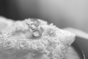 孕婦夢到結(jié)婚的寓意與解讀，孕婦夢到結(jié)婚的寓意與解析