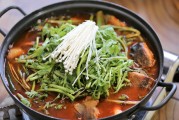 免費(fèi)烤雞游戲的魅力與體驗(yàn)，模擬烹飪，讓玩家體驗(yàn)到從農(nóng)場(chǎng)到餐桌的全過(guò)程