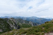 夢中的泥巴路，一段心靈的旅程