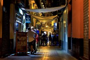 在享受美食的同時(shí)，開啟一段趣味餐廳經(jīng)營的奇妙旅程，趣味餐館經(jīng)營大挑戰(zhàn)，探索美食世界的創(chuàng)新與冒險(xiǎn)！揭秘如何經(jīng)營一家成功的餐廳
