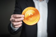 現(xiàn)貨黃金失守3200美元/盎司，日內(nèi)跌幅1.26%
