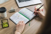卓越新能擬增加向銀行申請融資融信業(yè)務額度至最高15億元