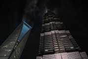 上海網(wǎng)站排名定制，助力企業(yè)搶占互聯(lián)網(wǎng)市場制高點(diǎn)，上海定制網(wǎng)站排名服務(wù)，助企業(yè)搶占網(wǎng)絡(luò)市場巔峰