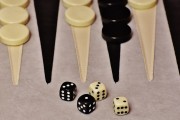 海量五子棋游戲盡在手機上，只需一部手機，隨時隨地享受五子棋的樂趣！