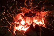 免費(fèi)大作游戲，打開一個全新的電子游戲世界，輕松娛樂，享受無需付費(fèi)的游戲體驗(yàn)