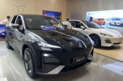 實(shí)探車(chē)市“金九銀十”：車(chē)企忙推新車(chē)，銷(xiāo)售加班到半夜，經(jīng)銷(xiāo)商有望擺脫虧損？