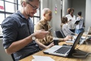 如何通過多種方式查詢企業(yè)注冊信息？，多元化查詢企業(yè)注冊信息的方式方法
