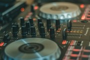 錄音插件網站的選擇指南，聲音處理，如何選擇合適的錄音插件網站
