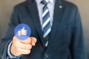 如何在Facebook上創(chuàng)建一個(gè)強(qiáng)大的個(gè)人品牌并成功推廣你的產(chǎn)品和服務(wù)？，五個(gè)步驟教你如何打造成功的個(gè)人品牌并在Facebook上推廣產(chǎn)品和服務(wù)