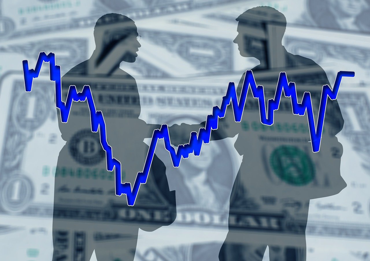 上期所原油期貨夜盤收跌0.4%，報617.7元/桶