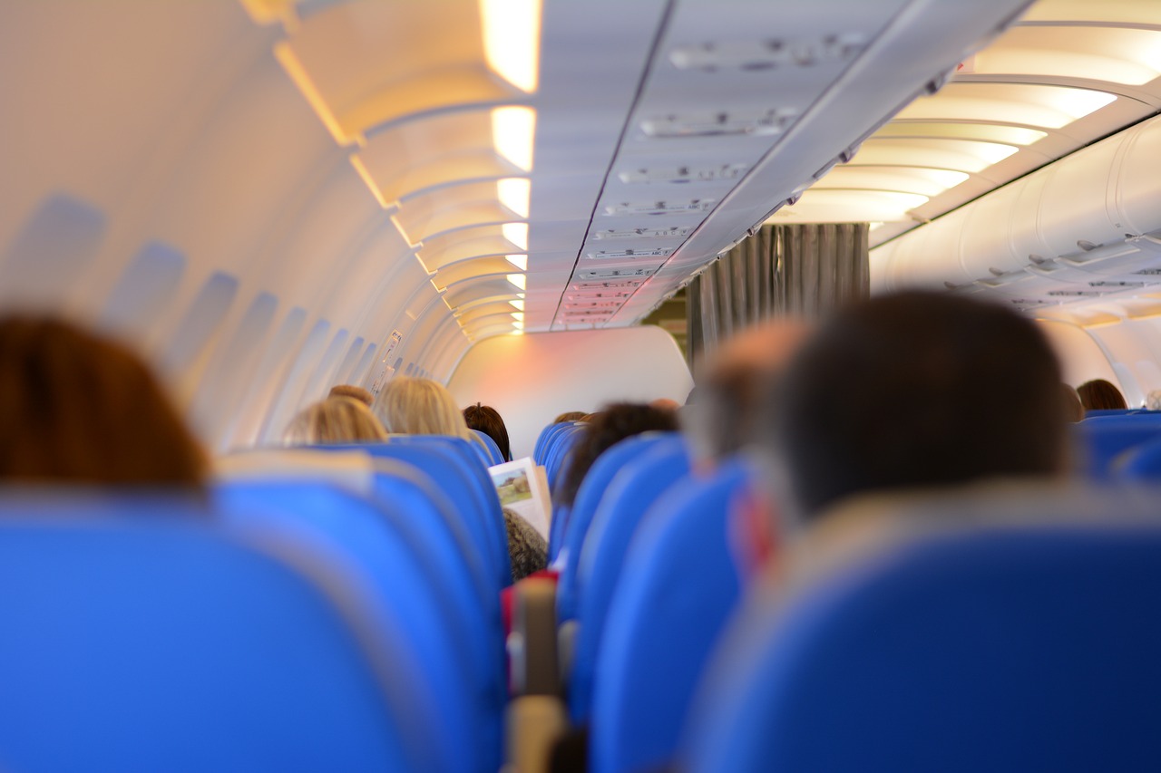 地鐵上的奇妙之旅，免費(fèi)游戲地鐵攻略