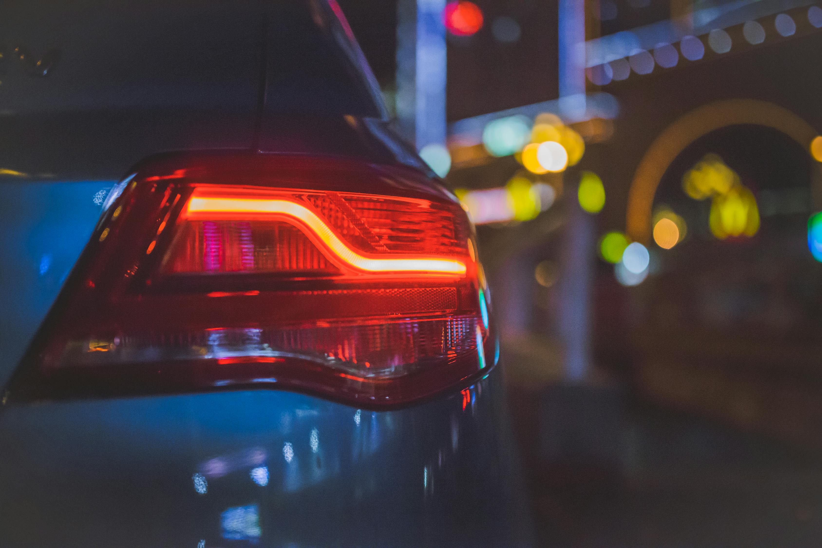 美國(guó)零售銷售超過(guò)預(yù)期 汽車購(gòu)買激增