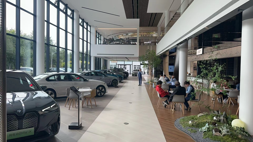 年度回顧與展望｜4000家4S店或?qū)⑼耸?，汽車?jīng)銷商面臨生死關(guān)頭