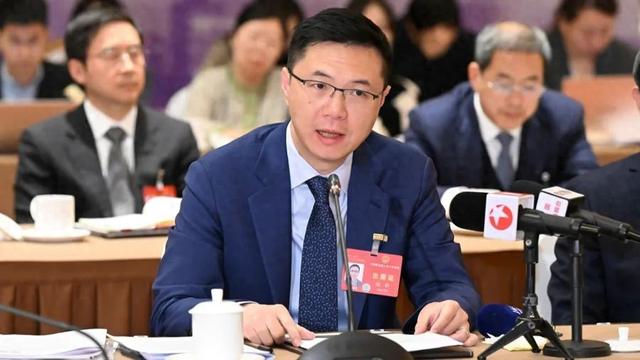 全國(guó)人大代表田軒：建議寬容失敗，鼓勵(lì)不拘一格降人才